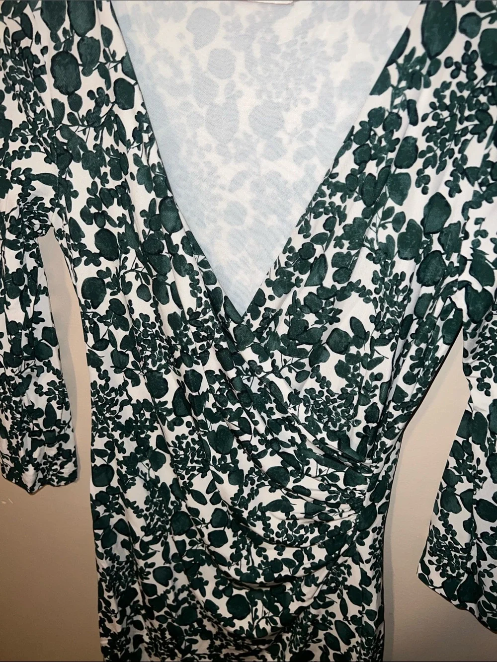 Tory Burch Green Floral Wrap-Style Mini Dress whimsy cuyana classic romantic cos